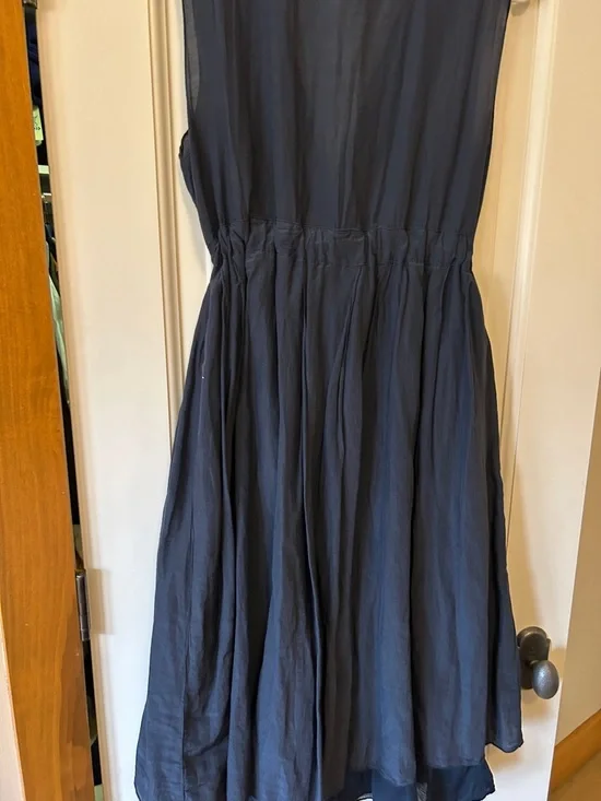 CP Shades Navy Sleeveless V-Neck Midi Dress with Drawstring - Picture 6 of 7